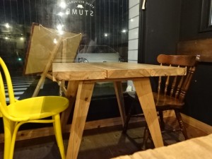 STUMP 店内 お隣のお席